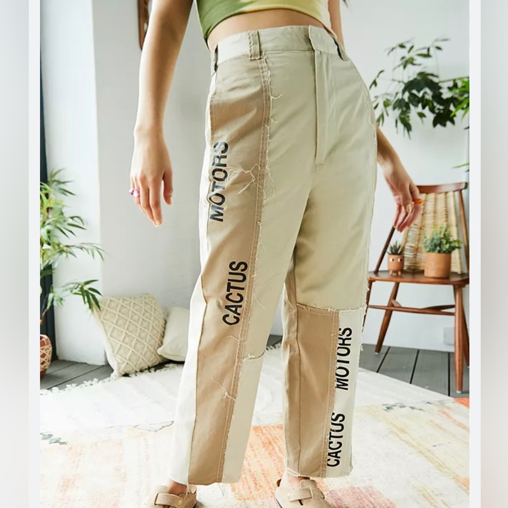 Women’s BDG Ella Spiced Chino Pants Cactus Motors Size 4 Urban Outfitters